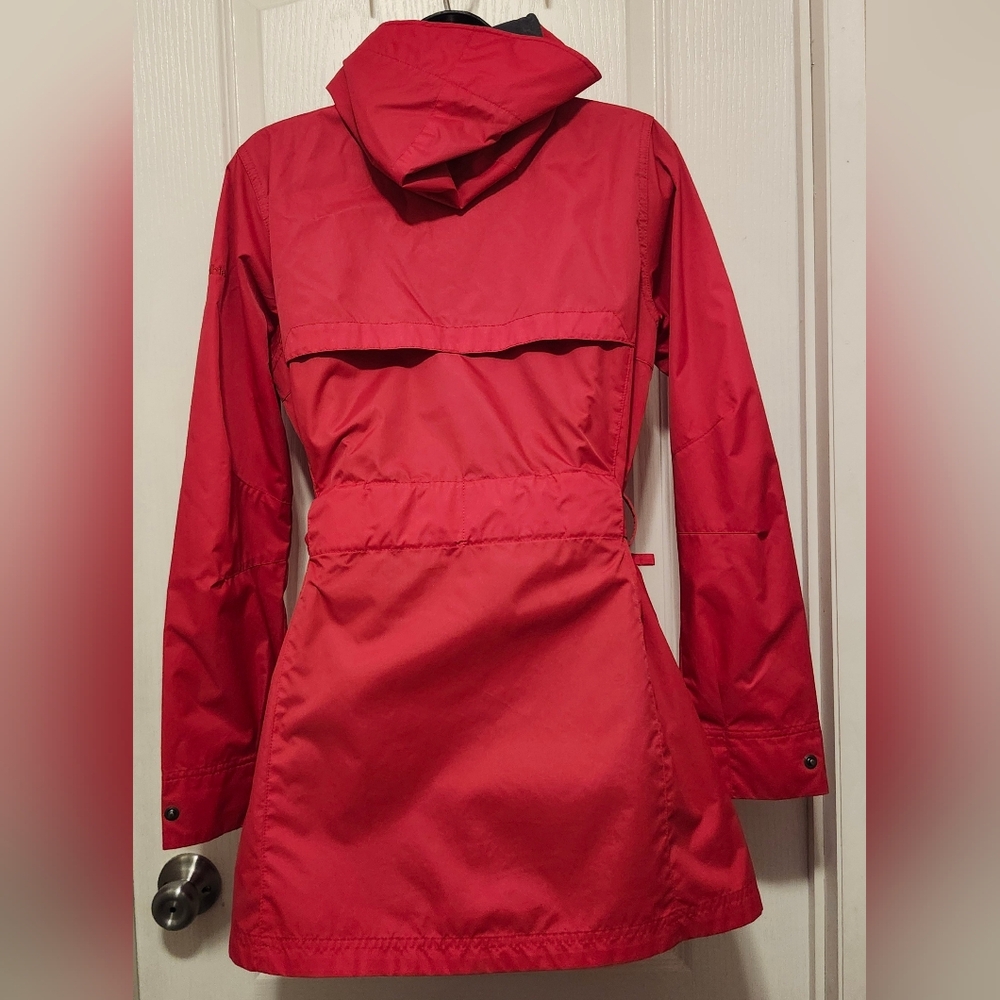 Columbia Women's Vibrant Pink Utility Jacket Size Small EUC - Picture 2 of 5